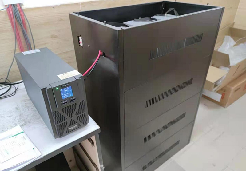 東莞某部隊小機房